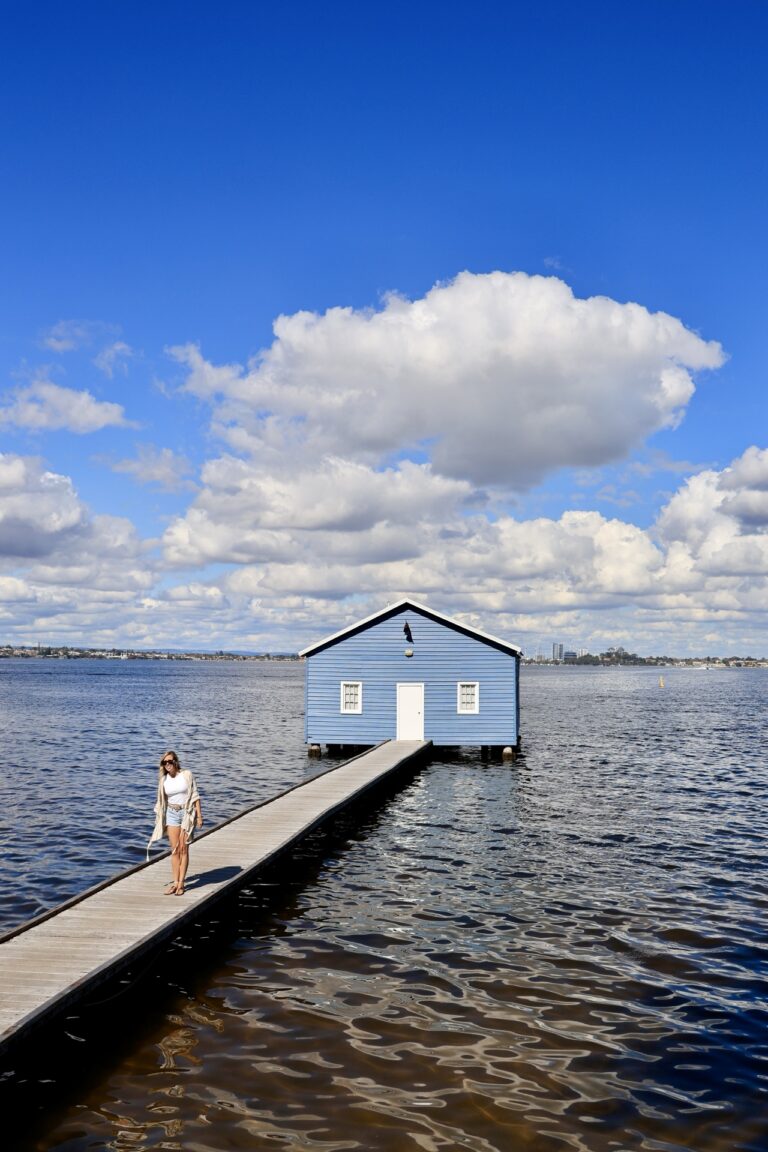 Blue Boat House Perth: History, Tips & Why Everyone Is Queuing for a Photo